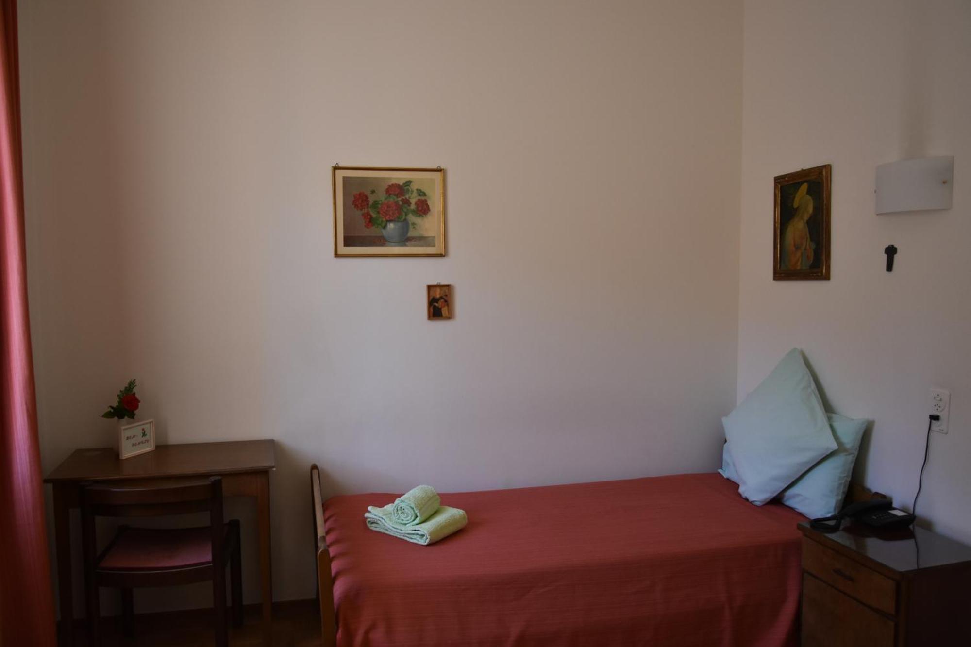 מלון לוגאנו Casa Santa Birgitta מראה חיצוני תמונה